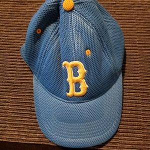 Vintage UCLA cap.